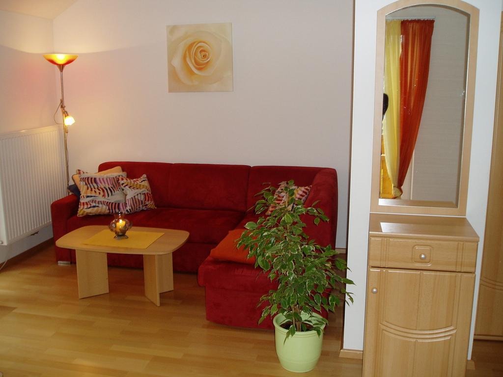 Pension Puhringer Мондзее Номер фото