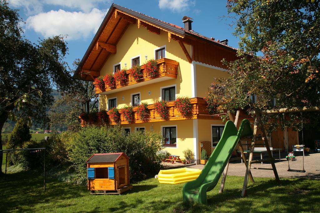 Pension Puhringer Мондзее Экстерьер фото